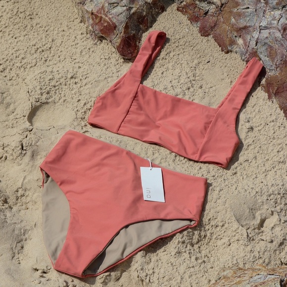 Ina Bikini - Picture 1 of 3